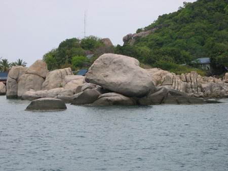 ufer_bei_regen_koh_tao